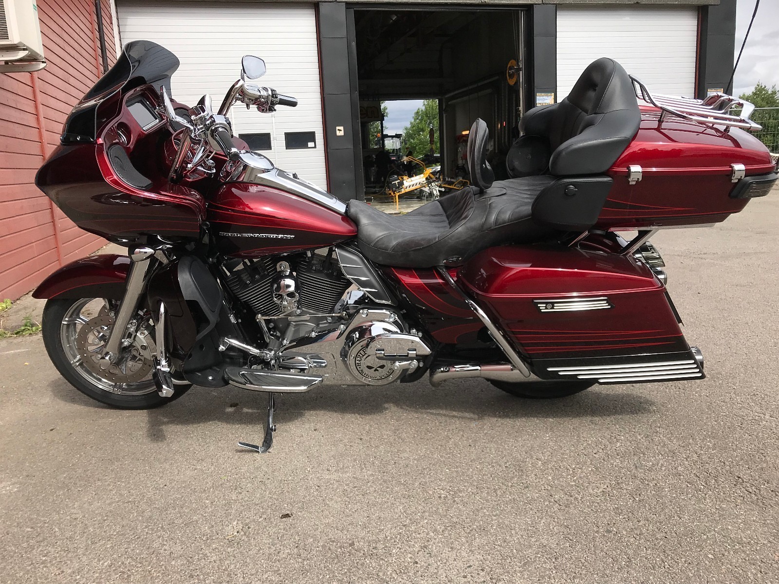 2015 Harley-Davidson Road Glide - 23.150 Km